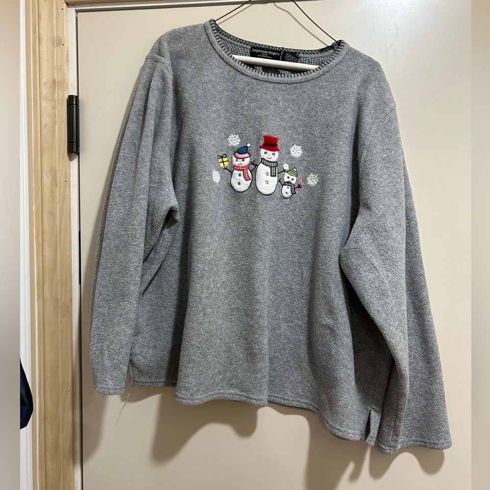 Beautiful Stephanie Rogers Sift Warm Snowman Sweatshirt in light Gray XXL